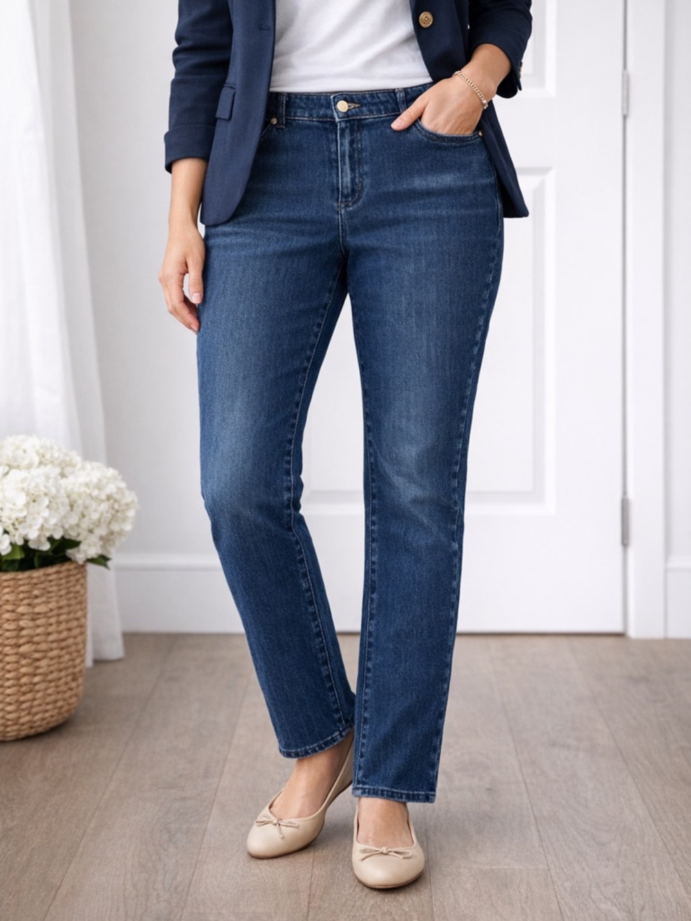J. MCLAUGHLIN Dark Wash Straight Leg Jeans 14 Classic Stretch Mid Rise Denim - Picture 2 of 15